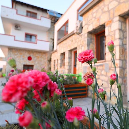 Vila Dena Vlorë Esterno foto