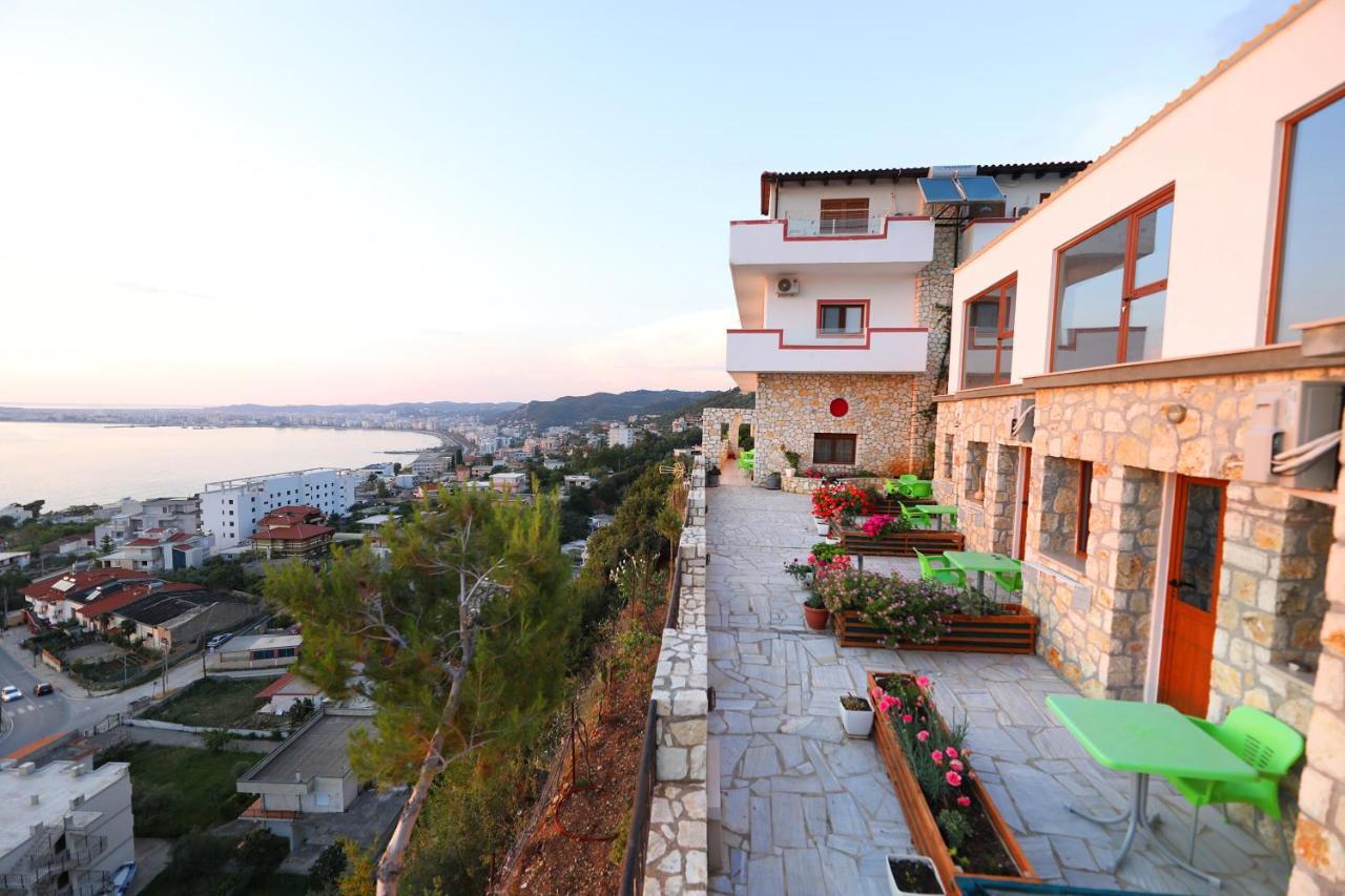 Vila Dena Vlorë Esterno foto