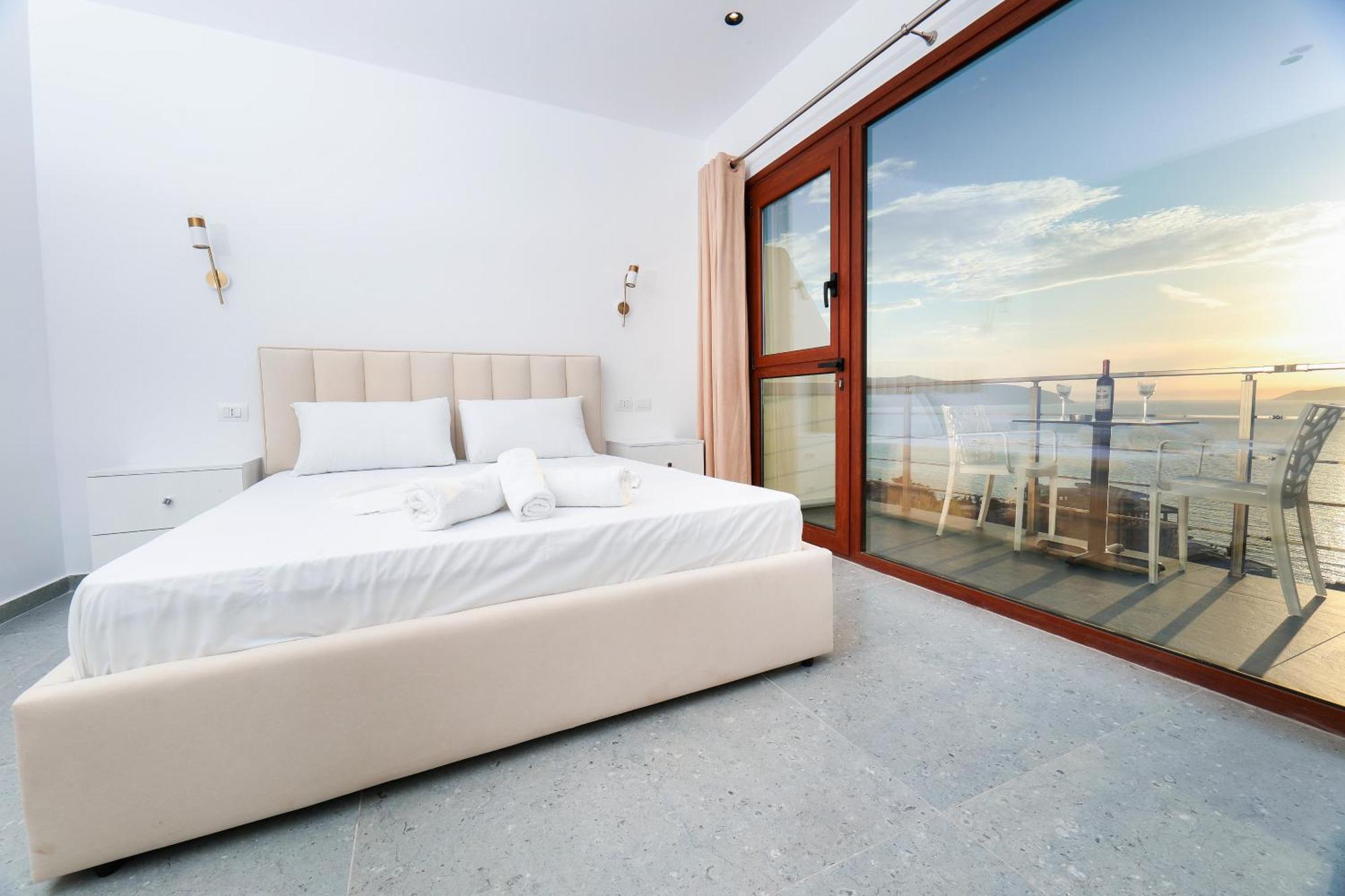 Vila Dena Vlorë Esterno foto