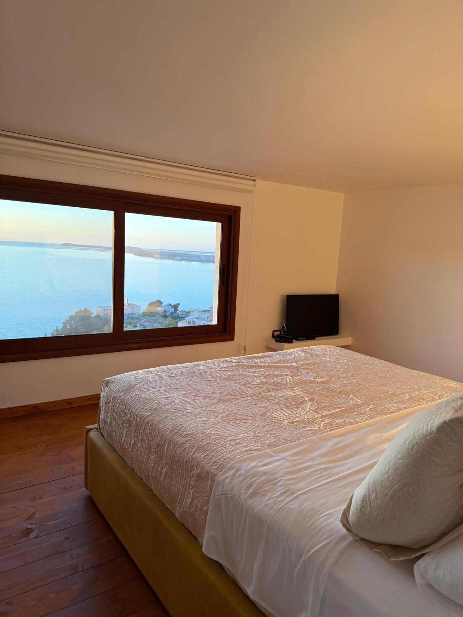 Vila Dena Vlorë Esterno foto