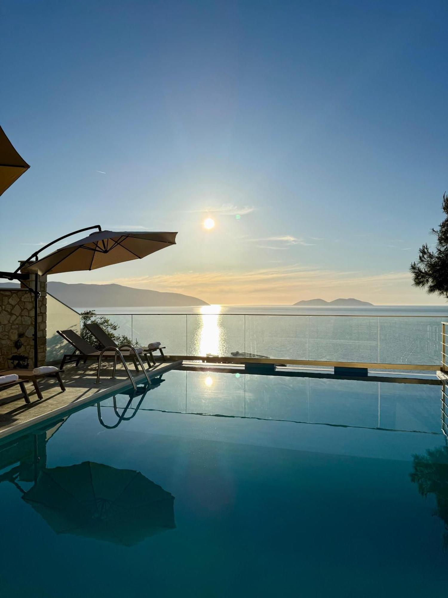 Vila Dena Vlorë Esterno foto